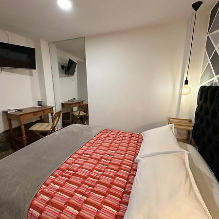 Blacky Hostel And Apartments (Adults Only) Cusco Exteriör bild